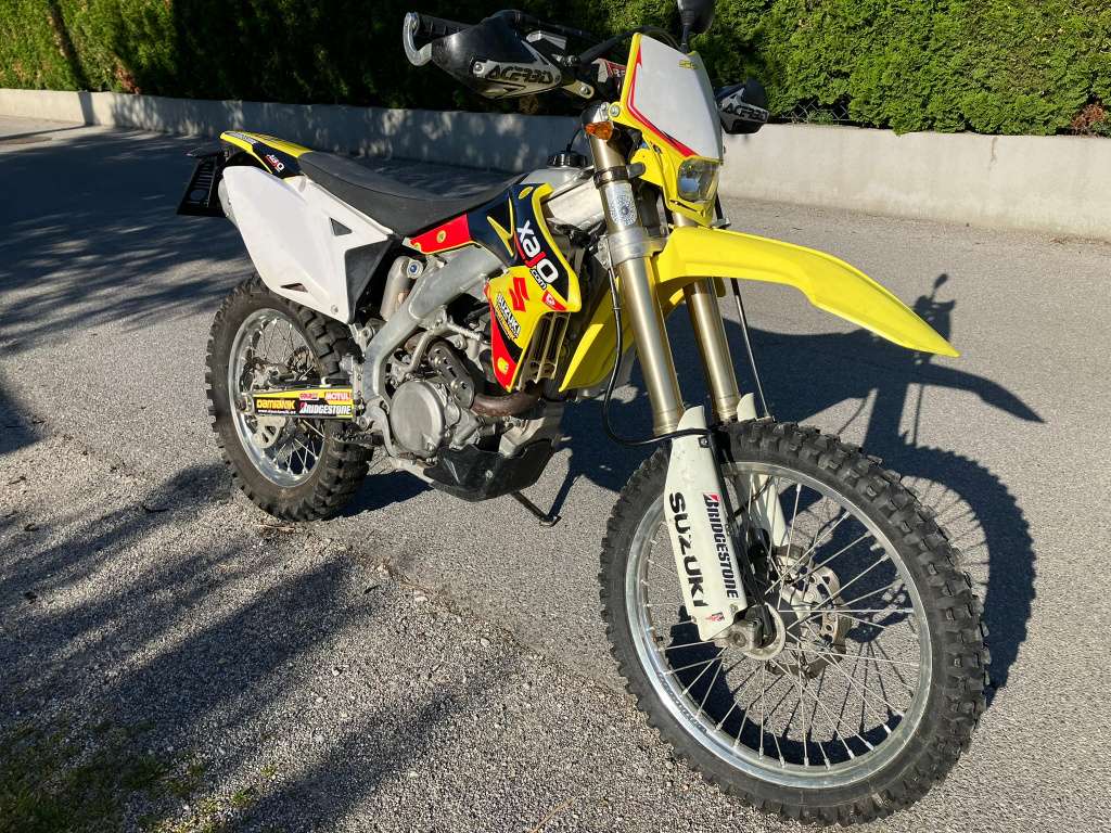 Suzuki RMX Hard Enduro VALENTI Racing RMX450 Enduro