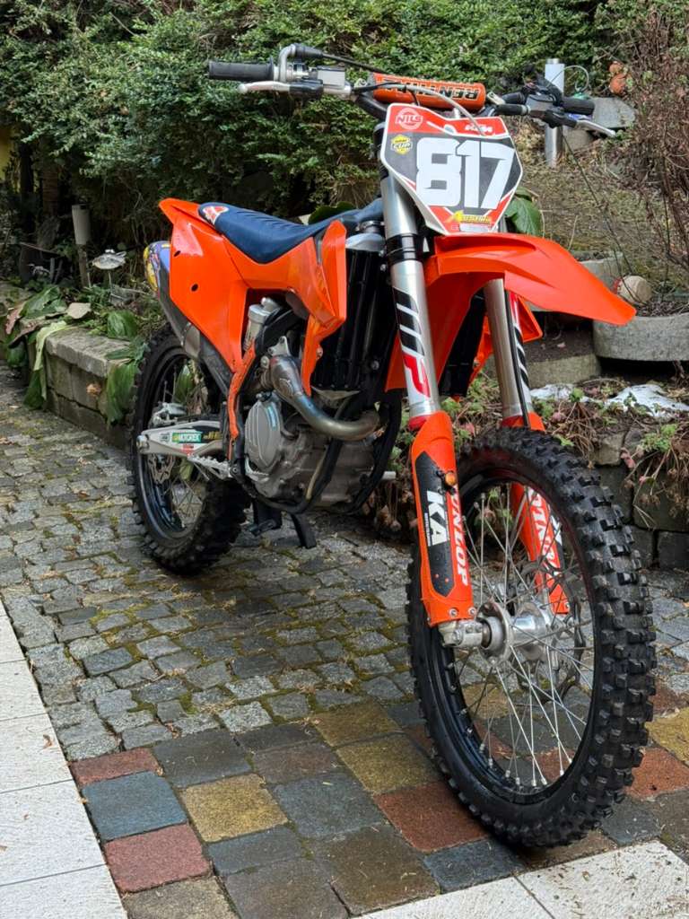 KTM 250 SX-F Mod 2020 mit FMF Factory Motocross