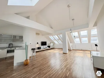 Exklusives Dachgeschoss-Loft mit Terrasse, Wintergarten und Garage im Herzen des 2. Bezirks – Bild 2