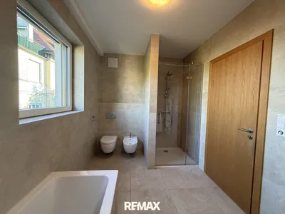 6-Zimmer-Haus mieten in Wien – 237 m², € 4.900 – Bild 16 von 24