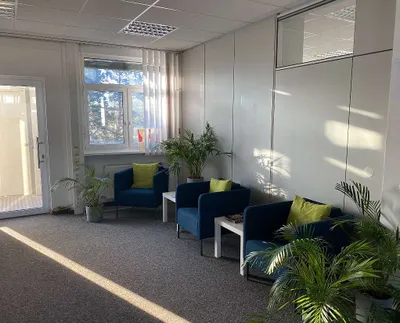 Gewerbeimmobilie mieten in Wiener Neustadt – 920 m², € 8.561 – Bild 11 von 14