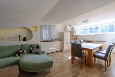 10-Zimmer-Gewerbeimmobilie kaufen in Gmunden – 359 m², € 698.000 – Bild 8 von 22