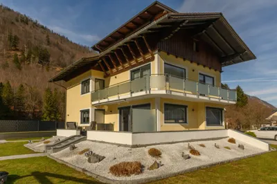 10-Zimmer-Gewerbeimmobilie kaufen in Gmunden – 359 m², € 698.000 – Bild 16 von 22