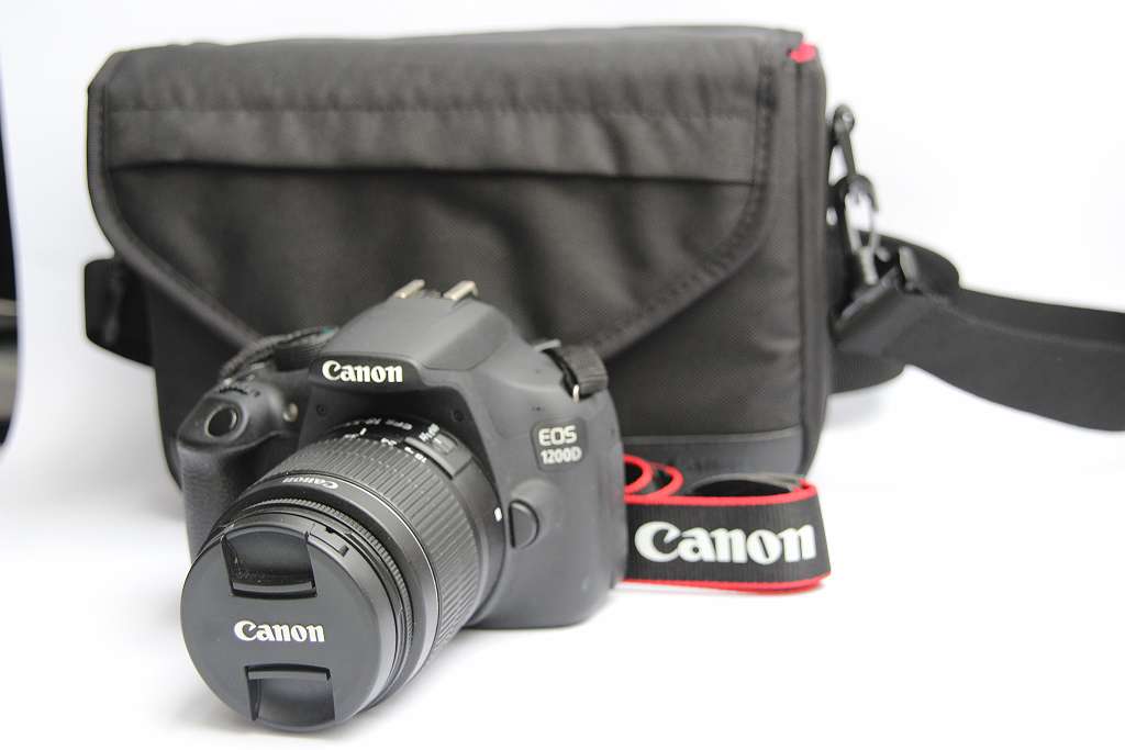 Canon EOS 1200D Digitale Spiegelreflexkamera *Videoaufnahmefunktion* + Kameratasche