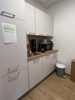 2-Zimmer-Gewerbeimmobilie mieten in Baden – 60 m², € 505 – Bild 4 von 8
