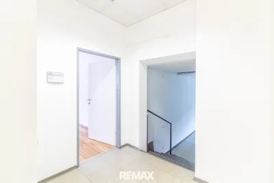 7-Zimmer-Gewerbeimmobilie mieten in Kirchdorf an der Krems – 307 m², € 2.449 – Bild 5 von 10