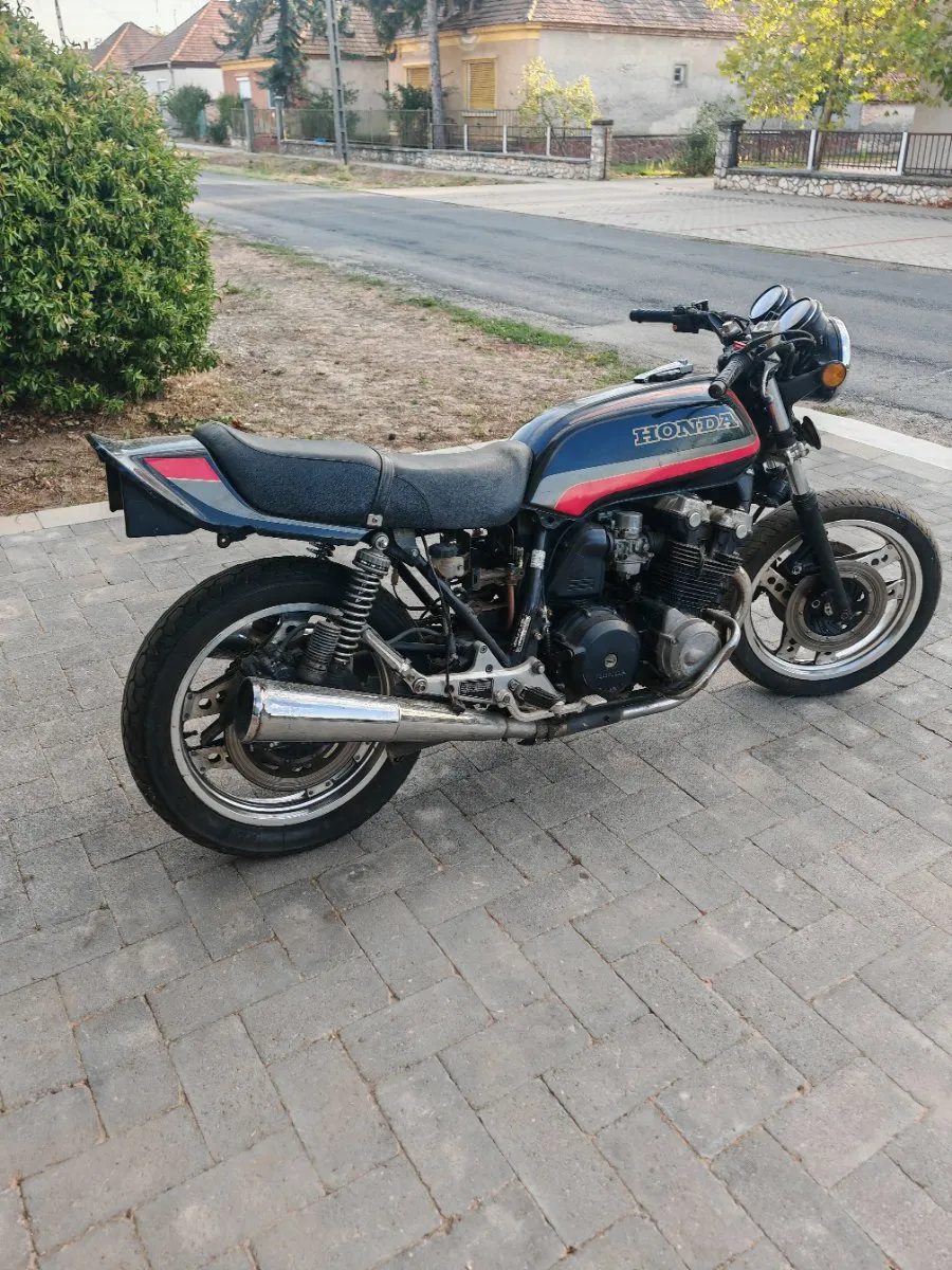Honda CB