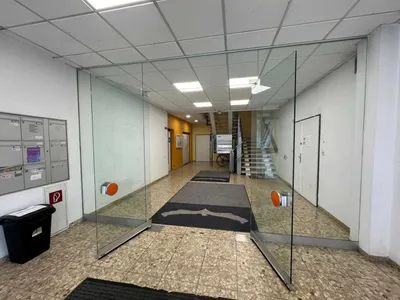 Gewerbeimmobilie mieten in Wien – 346 m², € 12 – Bild 2 von 11