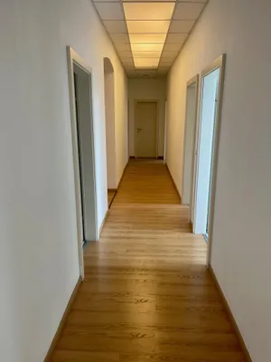 6-Zimmer-Gewerbeimmobilie mieten in Wien – 137 m², € 3.134 – Bild 14 von 18
