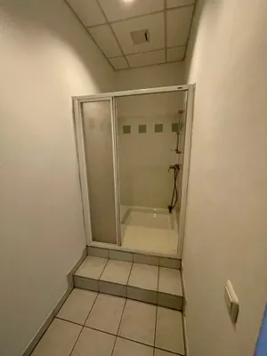 6-Zimmer-Gewerbeimmobilie mieten in Wien – 137 m², € 3.134 – Bild 11 von 18