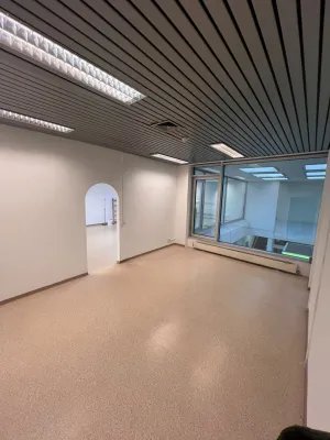 2-Zimmer-Gewerbeimmobilie mieten in Innsbruck – 103 m², € 1.423 – Bild 5 von 7