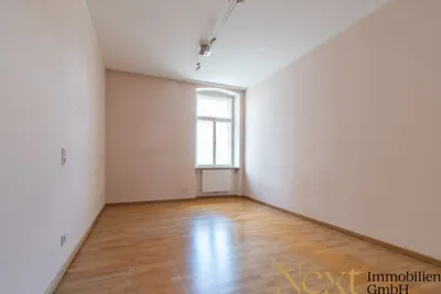 2-Zimmer-Gewerbeimmobilie mieten in Wels – 82 m², € 976 – Bild 11 von 14