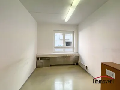 8-Zimmer-Gewerbeimmobilie mieten in Wien – 271 m², € 2.949 – Bild 9 von 20