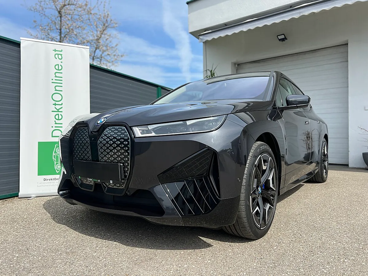 BMW iX xDrive40 71kWh Harman-Kardon 1.Besitz SUV / Geländewagen