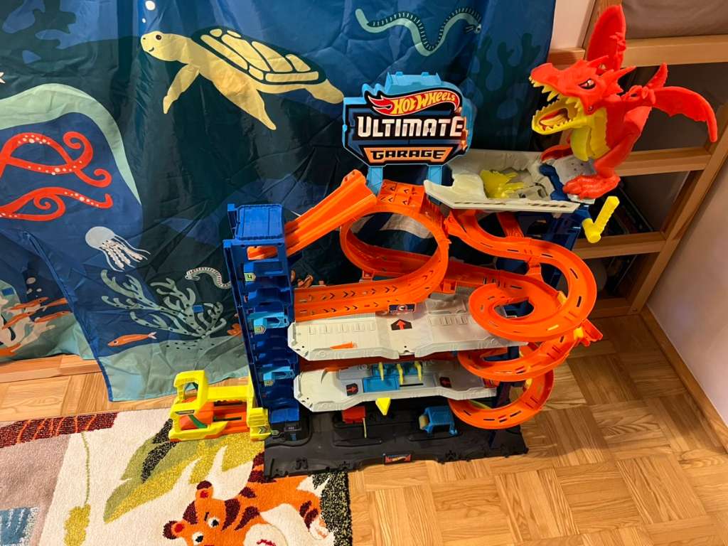 Hot high quality Wheels City Ultimate Garage Playset