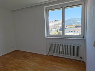 5-Zimmer-Wohnung mieten in Linz – 100 m², € 1.296 – Bild 16 von 23