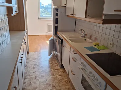 5-Zimmer-Wohnung mieten in Linz – 100 m², € 1.296 – Bild 10 von 23