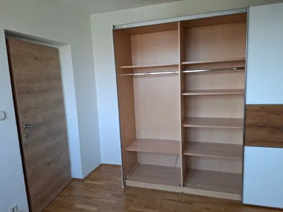 5-Zimmer-Wohnung mieten in Linz – 100 m², € 1.296 – Bild 15 von 23
