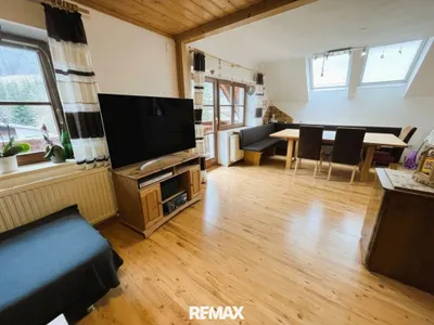 6-Zimmer-Haus kaufen in Neunkirchen – 202 m², € 395.000 – Bild 3 von 38