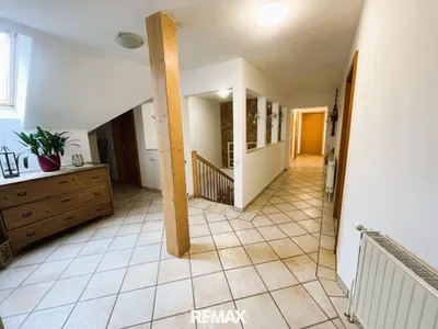 6-Zimmer-Haus kaufen in Neunkirchen – 202 m², € 395.000 – Bild 12 von 38