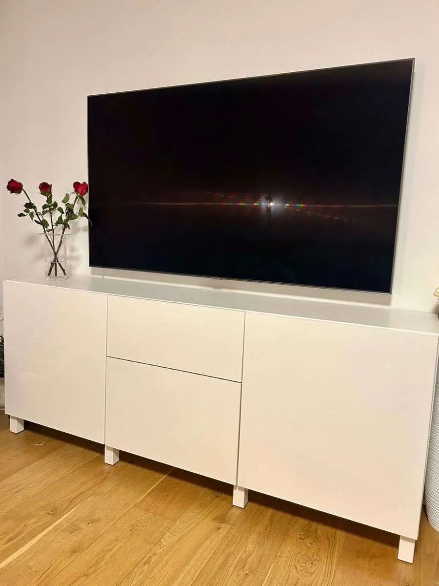 IKEA TV-Schrank, Weiß Hochglanz, € 200,- (4020 Linz)