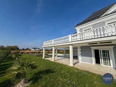 Haus kaufen in Baden – 259 m², € 1.200.000 – Bild 23 von 25