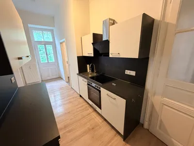 St. Leonhard - 158m2 - 8 Zimmer Wohnung - 2 Badezimmer - Balkon, photo 3