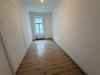 8-Zimmer-Wohnung mieten in Graz – 157,16 m², € 2.000 – Bild 13 von 18
