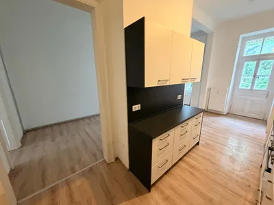 8-Zimmer-Wohnung mieten in Graz – 157,16 m², € 2.000 – Bild 4 von 18