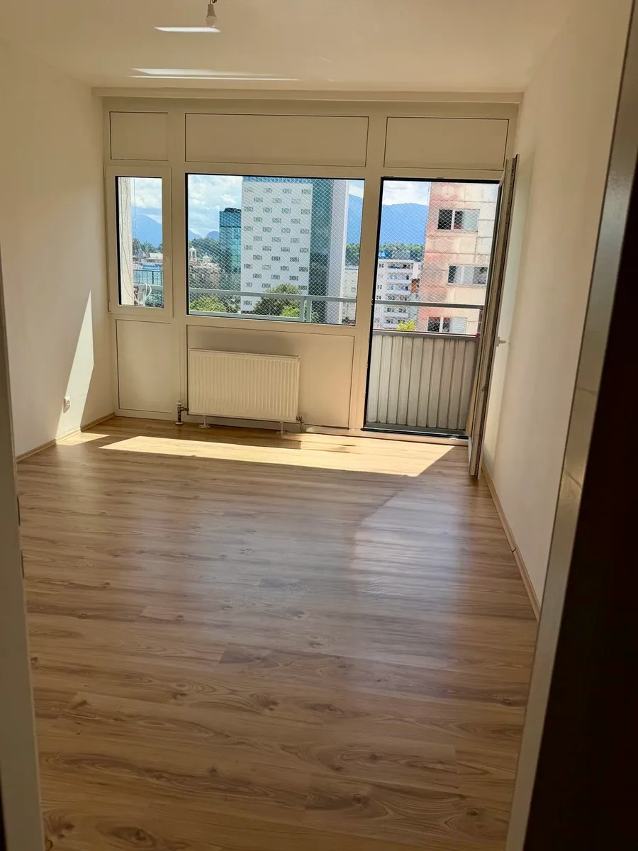 2-Zimmer Erstbezug nach Kernsanierung | 2 Balkone | Toplage HBF Salzburg | Festungsblick - Ansicht 3