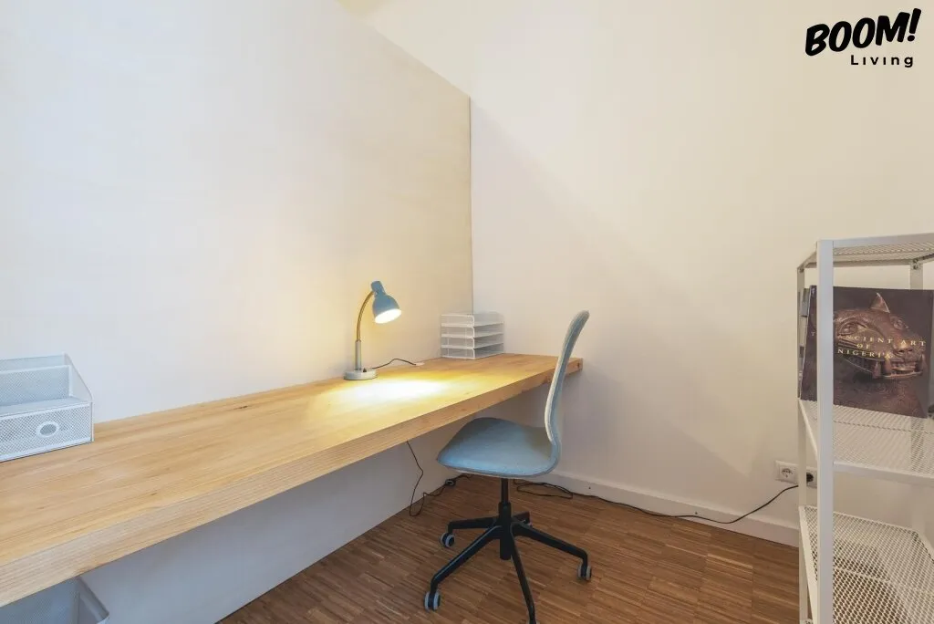 Charmante 2-Zimmer-Wohnung mit großzügiger Terrasse - Ihr Outdoor-Wohnzimmer mitten in der Stadt - Widok 3