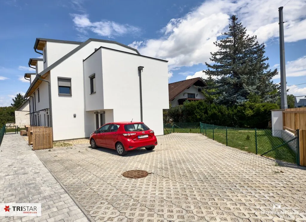 NEU & SOFORT BEZIEHBAR! ++ 5-Zimmer-Haus mit Eigengarten ++ SÜD+OST+WEST ++ 2 Terrassen ++ Photovoltaik + Wärmepumpe ++ Küche ++ PKW Stellplatz ++ Nähe U6 Perfektastraße 1230 Wien ++, Wien