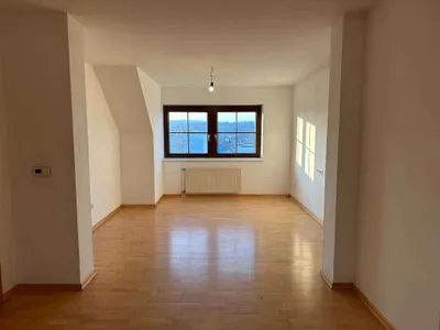 4-Zimmer-Wohnung mieten in Hollabrunn – 103 m², € 873 – Bild 6 von 11