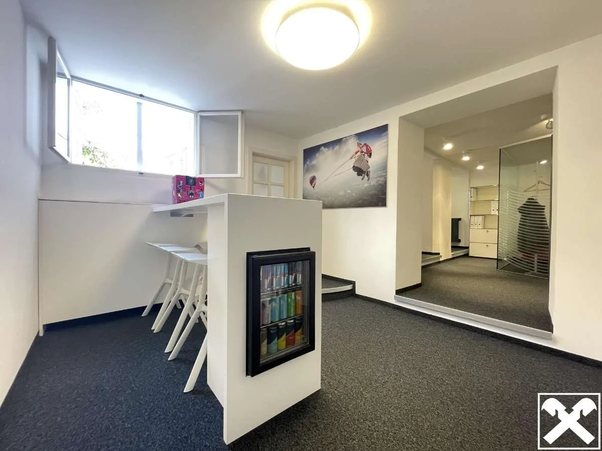 Modernes Büro in der Altstadt - View 3