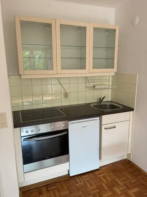 Wohnung mieten in Salzburg Stadt – 25 m², € 750 – Bild 2 von 7
