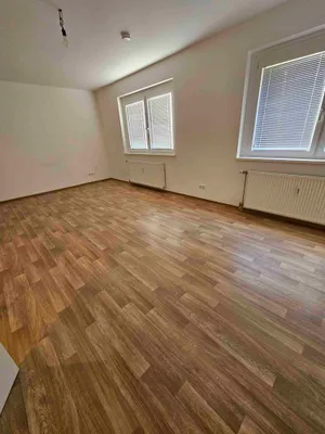 1-Zimmer-Wohnung kaufen in Linz – 35 m², € 149.000 – Bild 2 von 6