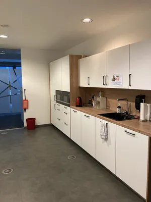 Gewerbeimmobilie mieten in Wien – 1 016 m², € 20 – Bild 8 von 16