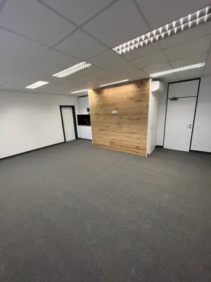 Gewerbeimmobilie kaufen in Wien – 6 718 m², € 11.500.000 – Bild 2 von 36