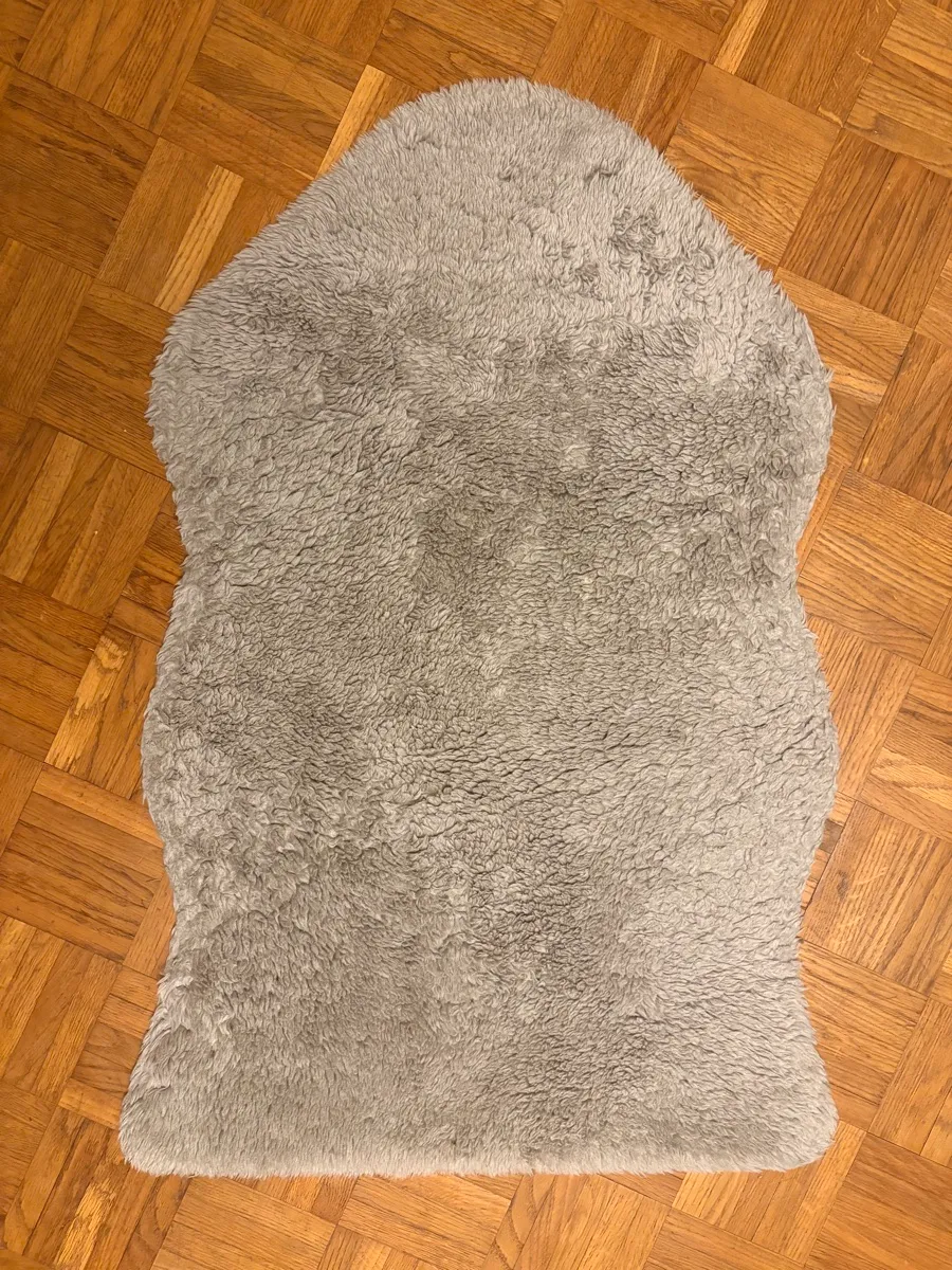 Ikea Kunstfell, € 1,- (1190 Wien)