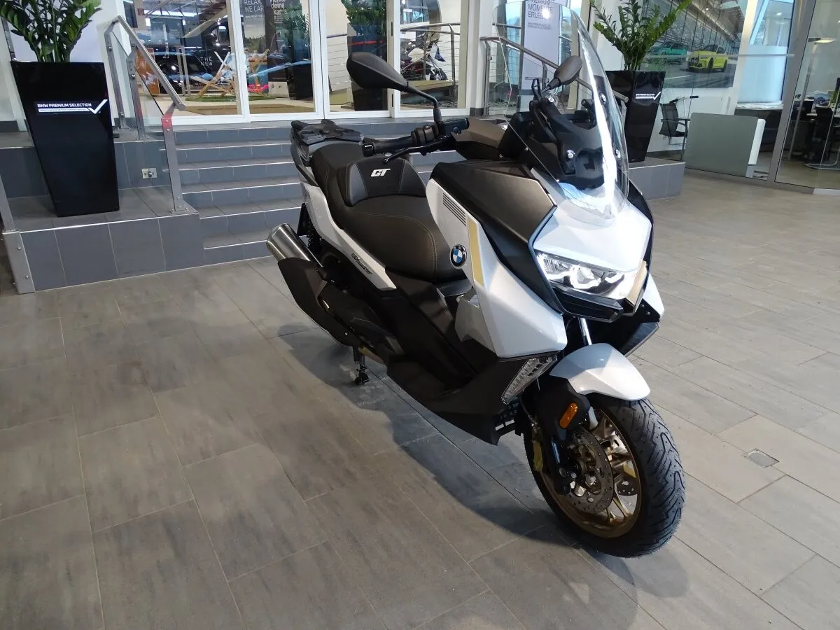 BMW C400