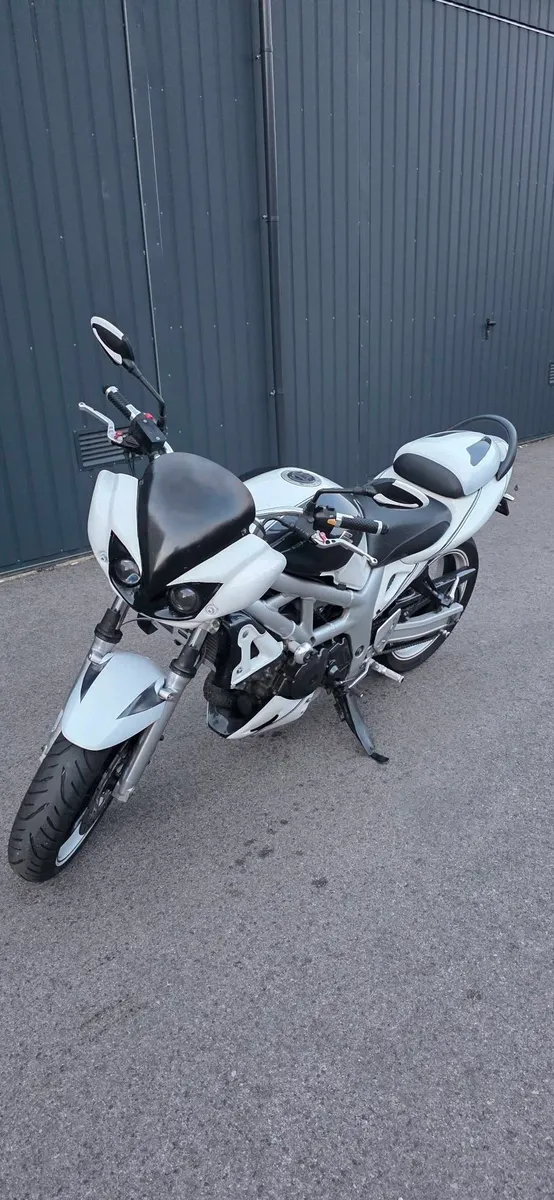 Suzuki SV