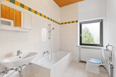 16-Zimmer-Gewerbeimmobilie kaufen in Grieskirchen – 586 m², € 349.000 – Bild 17 von 25