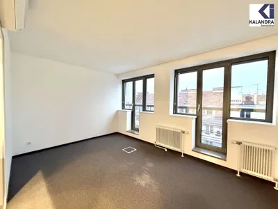 12-Zimmer-Gewerbeimmobilie mieten in Wien – 552 m², € 9.723 – Bild 9 von 21