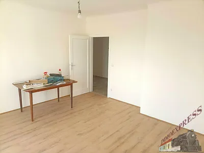 Gewerbeimmobilie kaufen in Baden – 75 m², € 320.000 – Bild 5 von 10