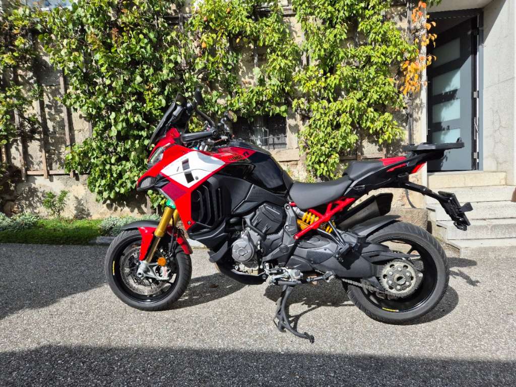 Ducati Multistrada V4 Pikes Peak Tourer