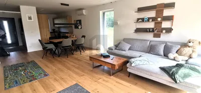 5-Zimmer-Haus kaufen in Bruck an der Leitha – 156 m², € 580.000 – Bild 2 von 6