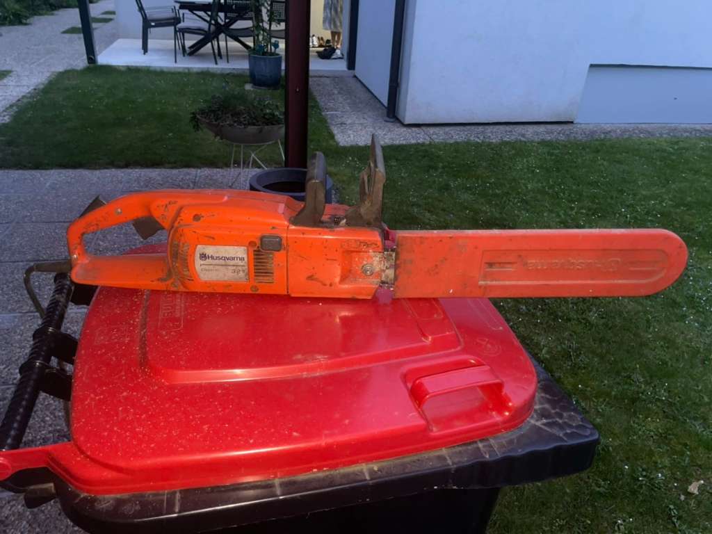 MINI-KETTENSÄGE MIT 2 AKKUS BRAND7 HLLJ-01-B, € 59,- (2700 Wiener Neustadt)  - willhaben