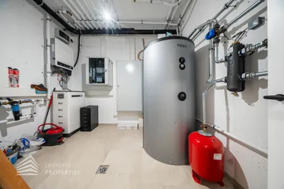 8-Zimmer-Immobilie kaufen in Wiener Neustadt Land – 438,25 m², € 2.395.000 – Bild 57 von 60