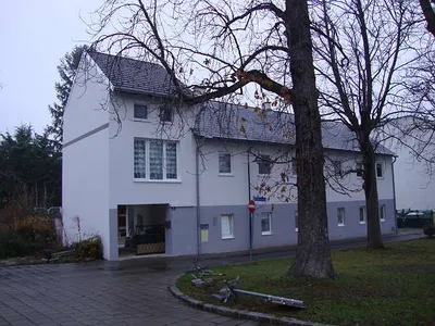 1-Zimmer-Wohnung mieten in Baden – 43 m², € 500 – Bild 1 von 4