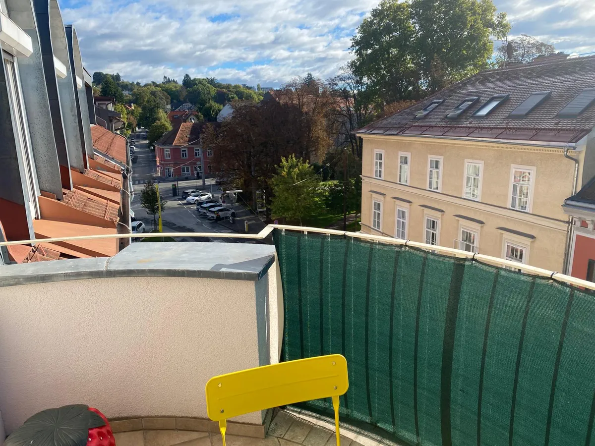 von Privat, gepflegte und sehr ruhige 2 Zimmer Wohnung am Schillerpark mit unverbauter Aussicht im Herz Jesu Viertel - Ansicht 2